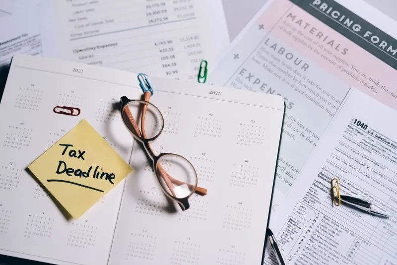 Book Your Return Flight First? The Weird Calendar Trick That Can Actually Lower Your Total Fare